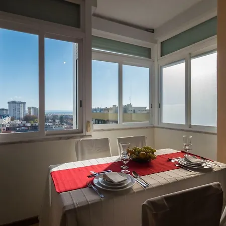 Sea View 10-c Lejlighed